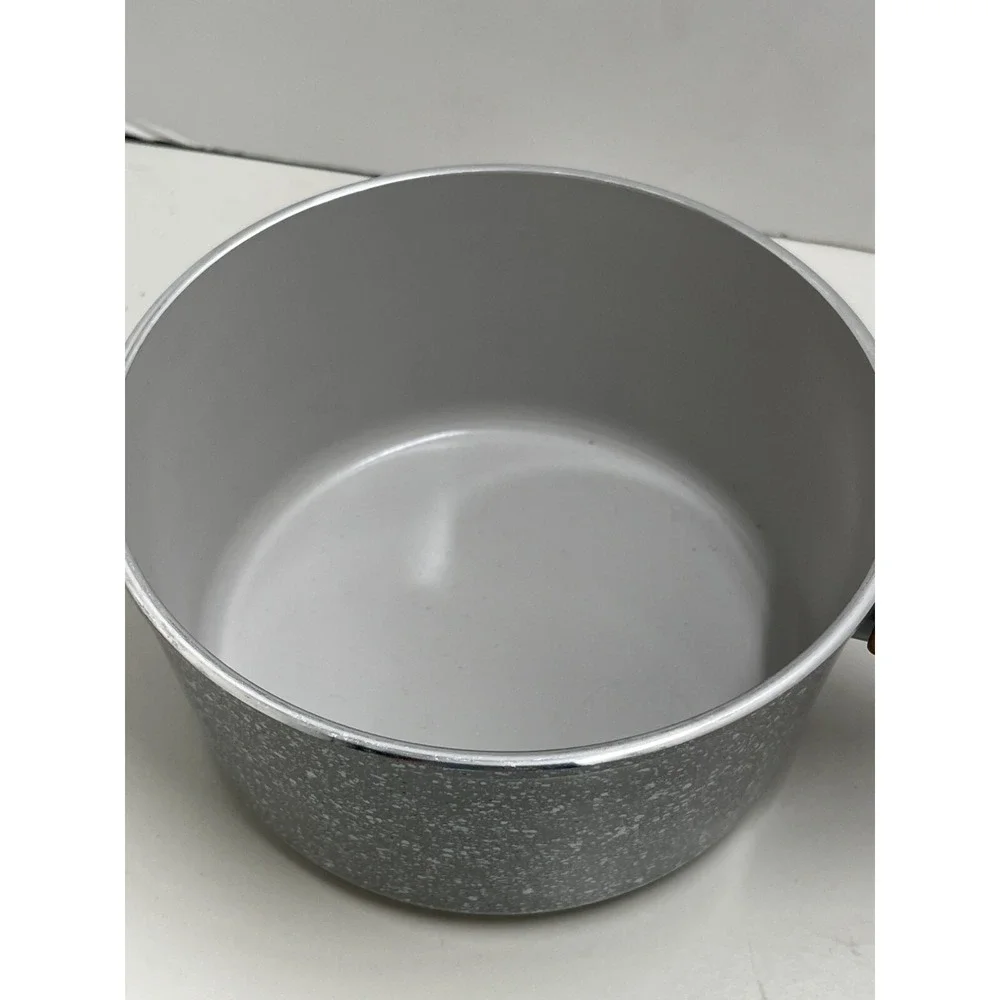 Master Class Cookware 1.5 Qt 6.5